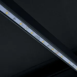 Ručne zaťahovacia markíza s LED svetlom 450x300 cm Dekorhome Bílá / modrá