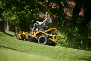 Záhradný traktor Cub Cadet XZ5 L127