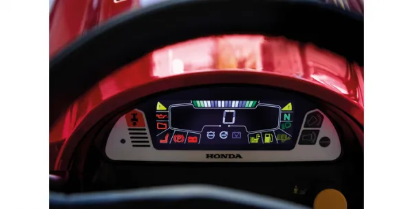 Záhradný traktor Honda HF 2625 HM