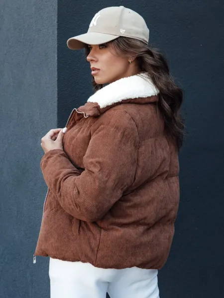 Dámska módna hnedá zimná bunda Trendyglam