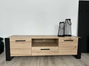 ARTBm TV stolík NUKA 160 | dub artisan
