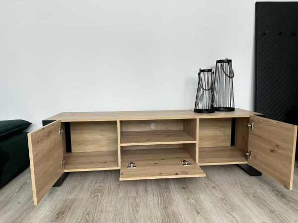 ARTBm TV stolík NUKA 160 | dub artisan