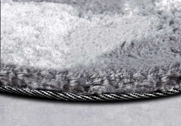 ELLE Decoration koberce Kusový koberec Cosy 106110 Silver kruh z kolekcie Elle - 200x200 (priemer) kruh cm