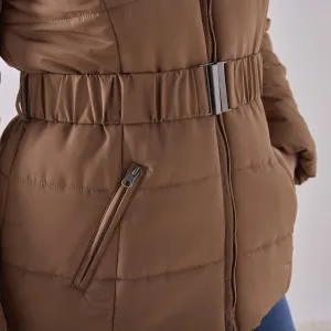 Krátka nepremokavá prešívaná bunda s opaskom, na zips