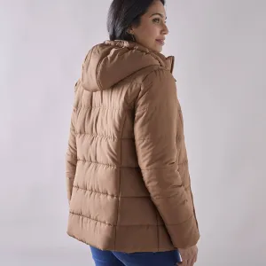 Krátka nepremokavá prešívaná bunda s opaskom, na zips