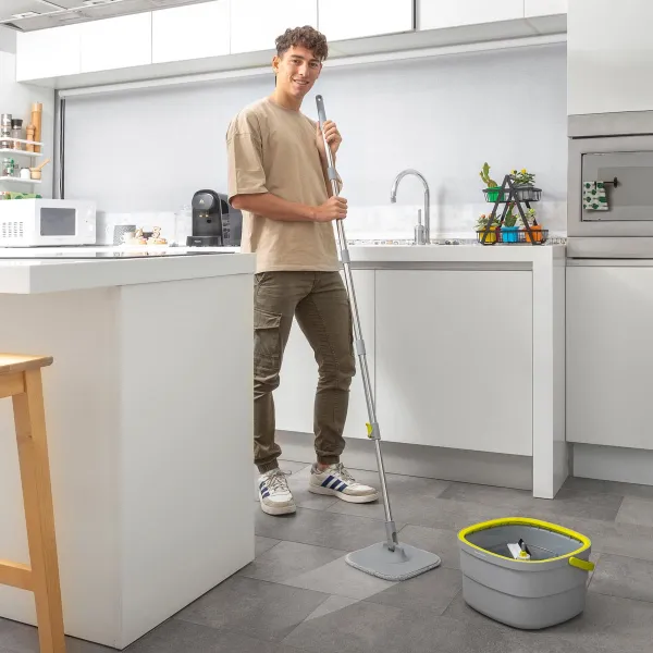 InnovaGoods Samočisticí rotační mop s kbelíkem