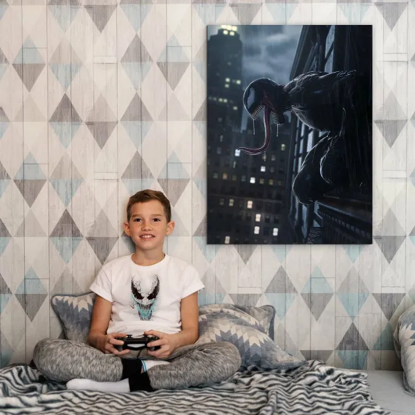 Drevený farebný obraz  - Venom