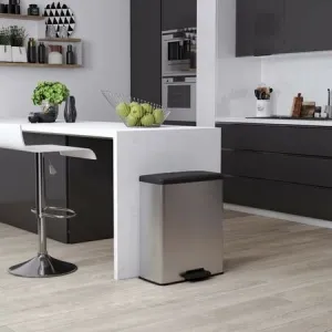 Curver Pedálový kôš Deco obdĺžnikový 65 l strieborný