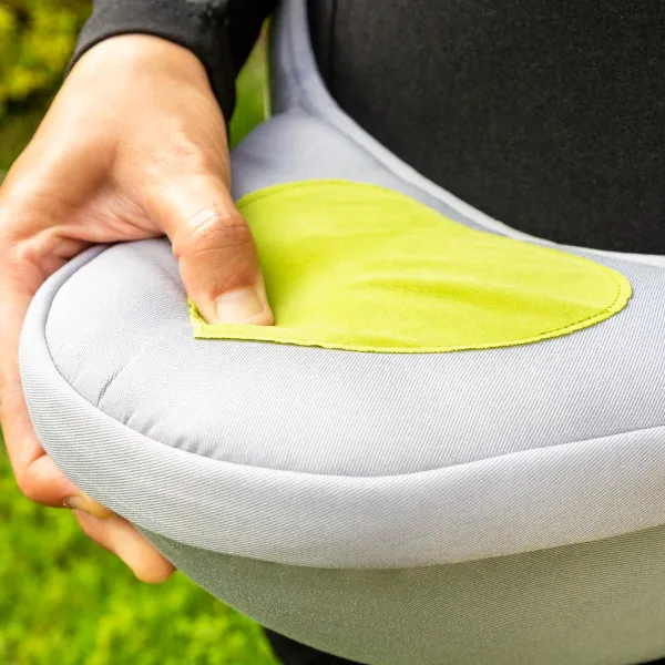InnovaGoods Nosítko na děti do 3 let s kapsami