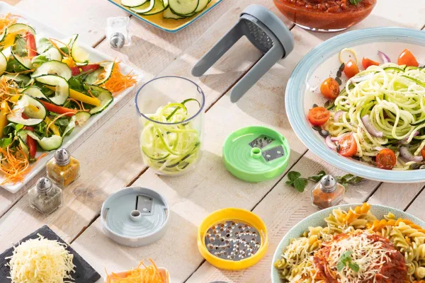 InnovaGoods Ruční spiralizér a kráječ zeleniny s recepty