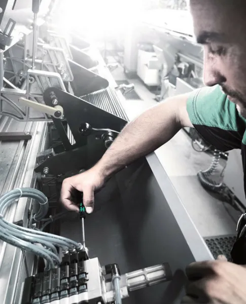 WERA Sada precíznych skrutkovačov Kraftform Micro Universal 1, 12 dielna