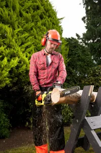 RYOBI 2300 W Reťazová píla 40 cm RCS2340B