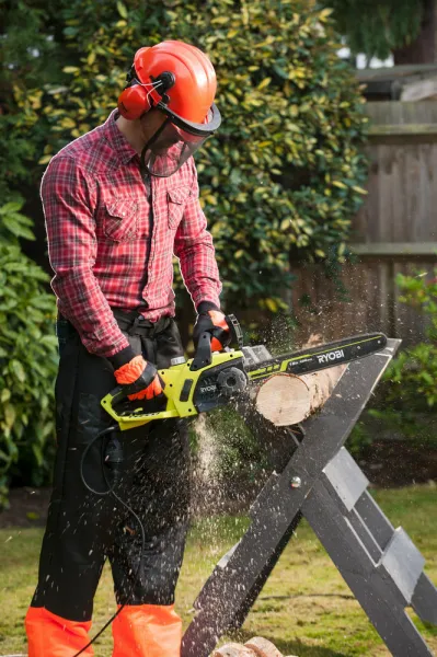 RYOBI 2300 W Reťazová píla 40 cm RCS2340B