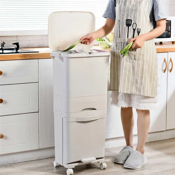 Recyklačný kontajner 42L krém Nardan