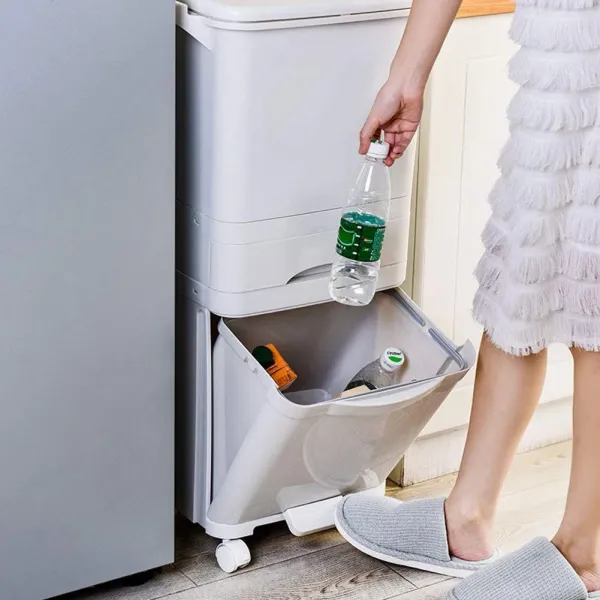 Recyklačný kontajner 42L krém Nardan