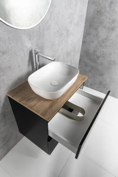 Skrinka ALTAIR s hornou časťou 68 cm, čierny mat/dub emporio AI670-01