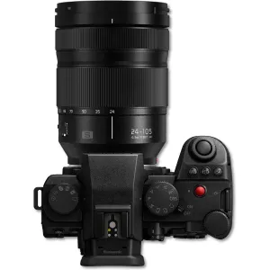 Panasonic Lumix S5 II X + 24-105 mm F/4