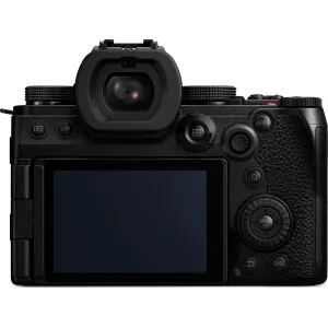 Panasonic Lumix S5 II X + 24-105 mm F/4