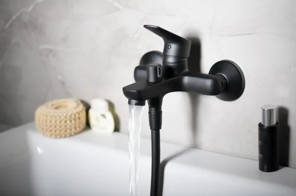 AQUALINE - LOTTA nástenná vaňová batéria, čierna mat LT610B