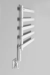 SAPHO - ELCOR  elektrický sušiak uterákov 480x520x50 63 W, biela mat EB520