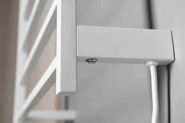 SAPHO - ELZOR elektrický sušiak uterákov 500x470 60 W, biela mat EB500