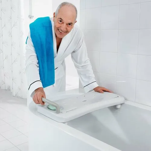 Sedadlo na vaňu s madlom, biela A0040101