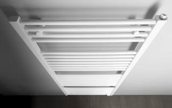AQUALINE - DIRECT vykurovacie teleso s bočným pripojením 750x1320 biela ILR37T