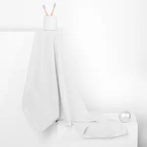 Bavlnený uterák DecoKing Maria biely, veľkosť 70x140