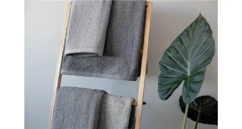 Faro Bavlnený uterák Ocelot 50x100 cm tmavo šedý