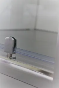 HOPA - Sprchové dvere do niky SMART - alarm - Farba rámu zásteny - Hliník chróm, Rozmer A - 80, Smer zatváranie - Univerzálny Ľavé / Pravé, Výplň - Číre bezpečnostné sklo - 6 mm OLBALA80CCBV