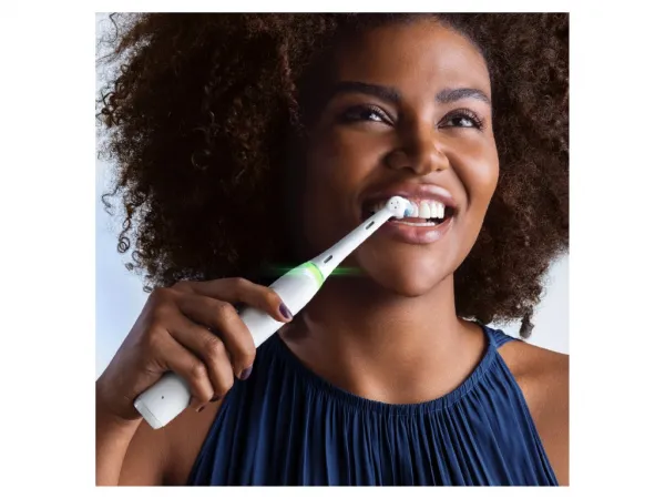 Oral-B iO Series 5 Quite White