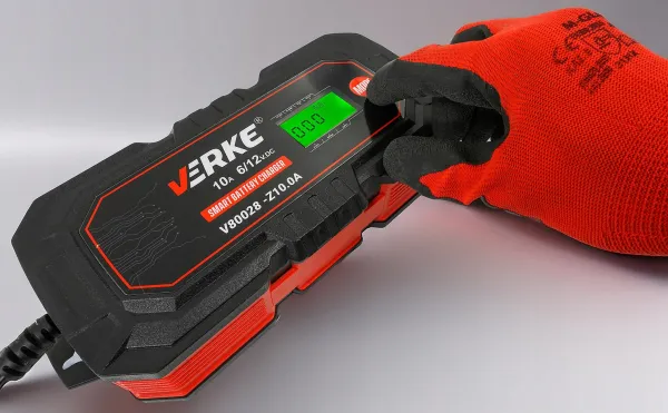 VERKE Mikroprocesorová autonabíjačka LCD 6V 12V 10A