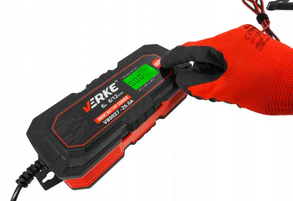 VERKE Mikroprocesorová autonabíjačka LCD 6V 12V Z6.0A