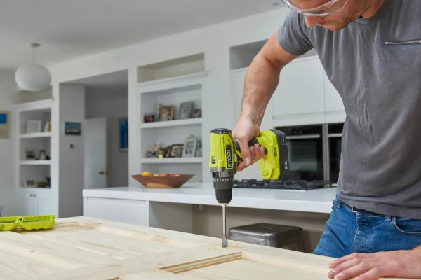 AKU príklepová vŕtačka RYOBI R18PD2-220S RY5133004459