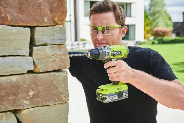 AKU príklepová vŕtačka RYOBI R18PD2-220S RY5133004459