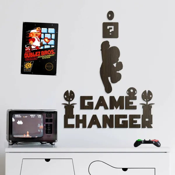 Nápis na stenu - Game Changer a Super Mario