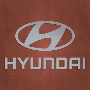Drevené logo auta na stenu - Hyundai