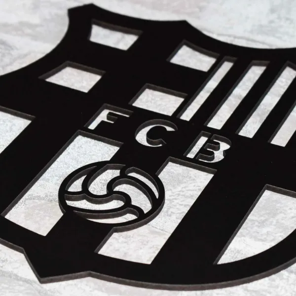Drevené logo klubu - FC Barcelona