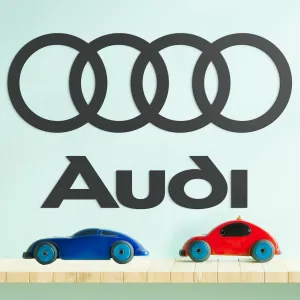 Drevené logo a nápis na stenu - Audi