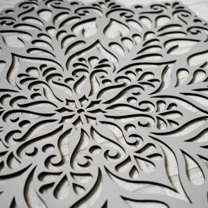 Drevený obraz na stenu - Mandala Šťastia
