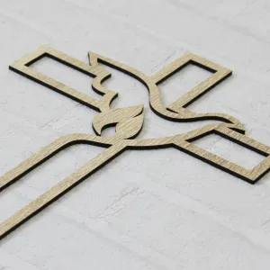 Kresťanský krížik z dreva na stenu