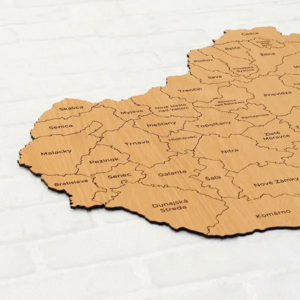 Mapa okresov Slovenska na stenu