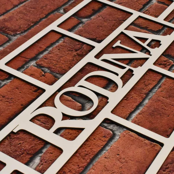 Rodinný fotorámik na stenu