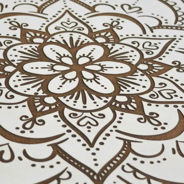 Drevená mandala Lásky