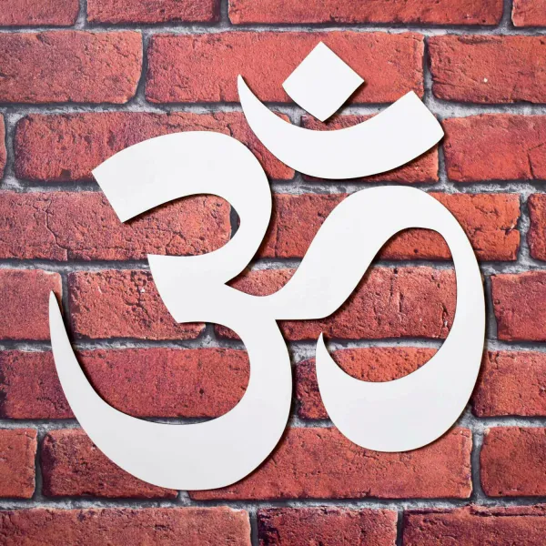 Drevený symbol Ohm na stenu