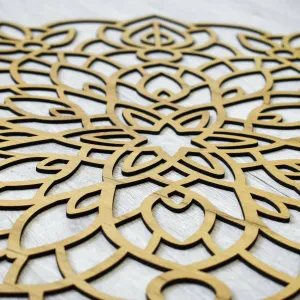 Drevená mandala na stenu - Yenefer