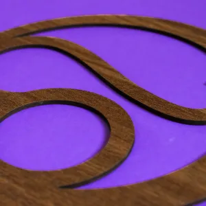 Drevený symbol - Znamenie zverokruhu Lev