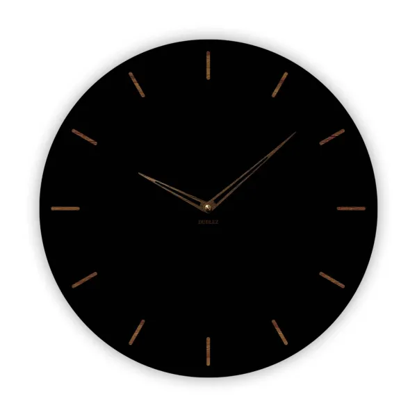 Minimalistické drevené hodiny