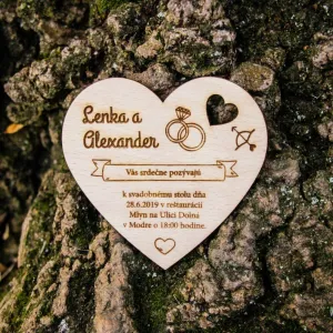 Drevená svadobná magnetka - Pozvánka srdce