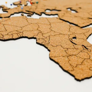 Korková mapa sveta na stenu s hranicami